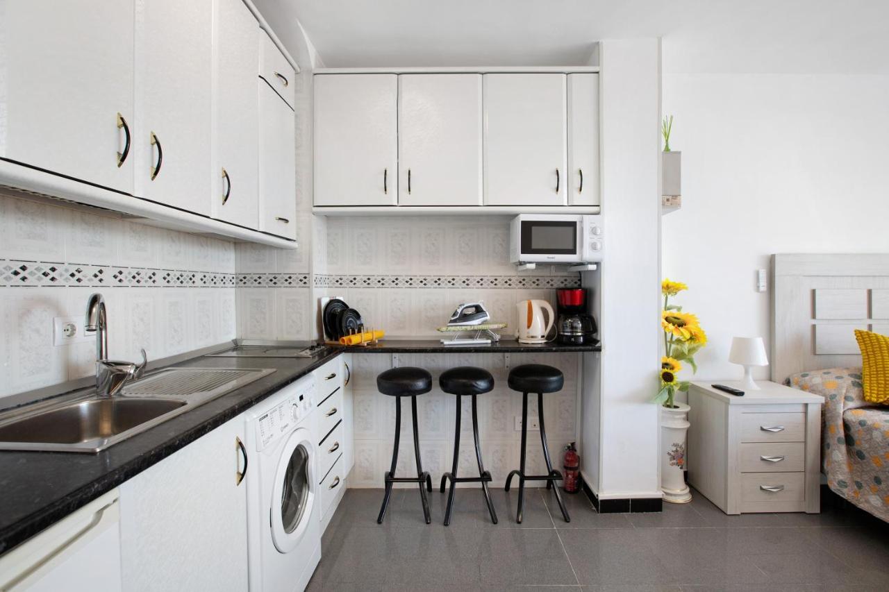Apartamento Bulto Carihuela B Torremolinos Exterior foto
